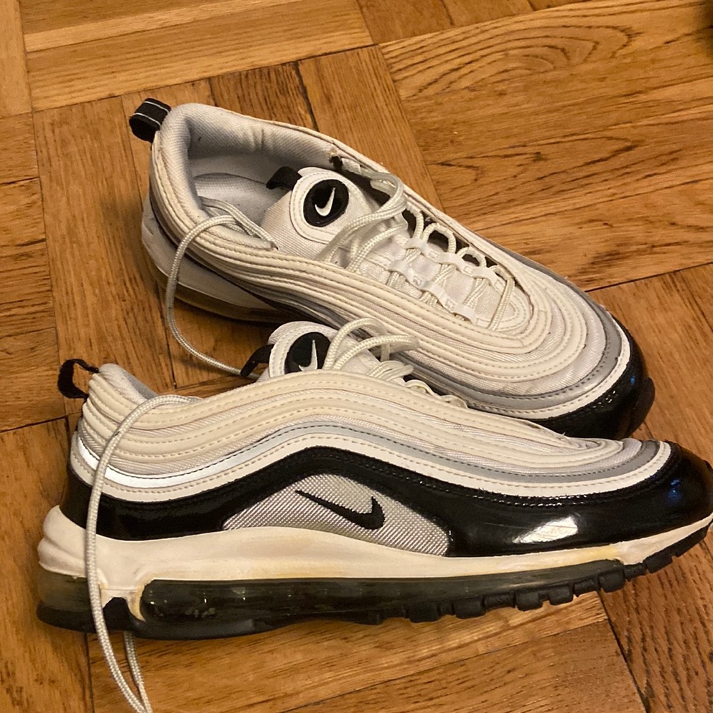 Mens AirMax 97. Size 8.5